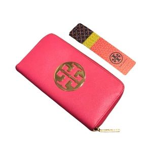Tory Burch Saffiano Zip Continental Wallet